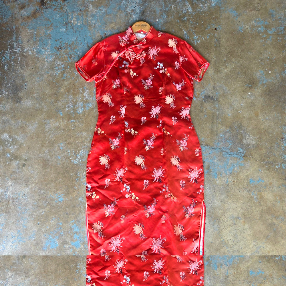 Vintage Peony Cheongsam Dress Size 42 L XL Red Satin Short Sleeve Brocade Floral